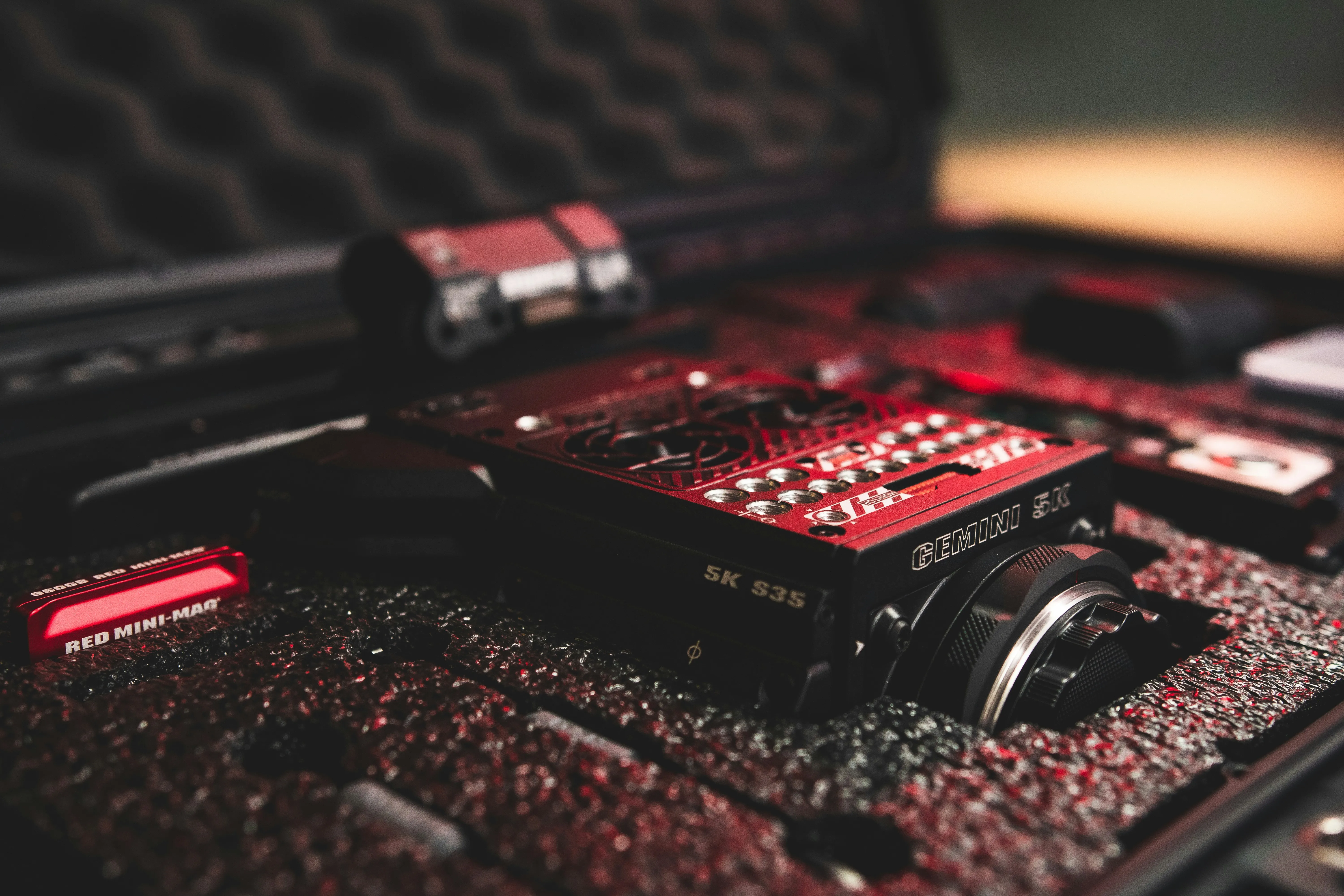 [Describe the electronics image]